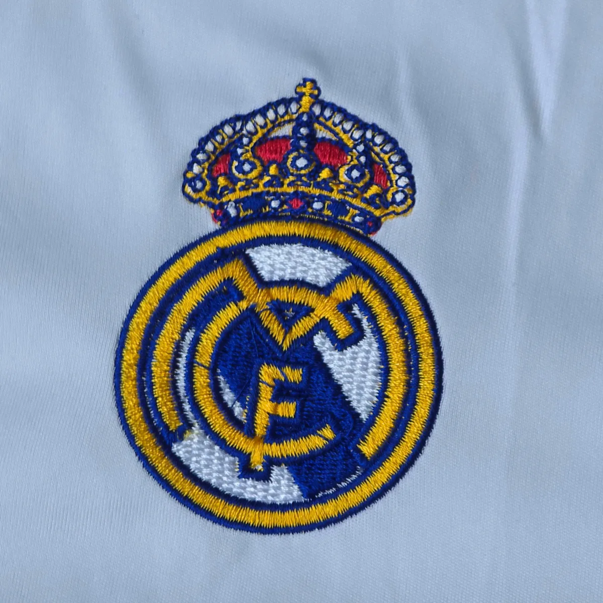 Camiseta local Real Madrid 25/26 - Temporada 25/26 - Vista 3