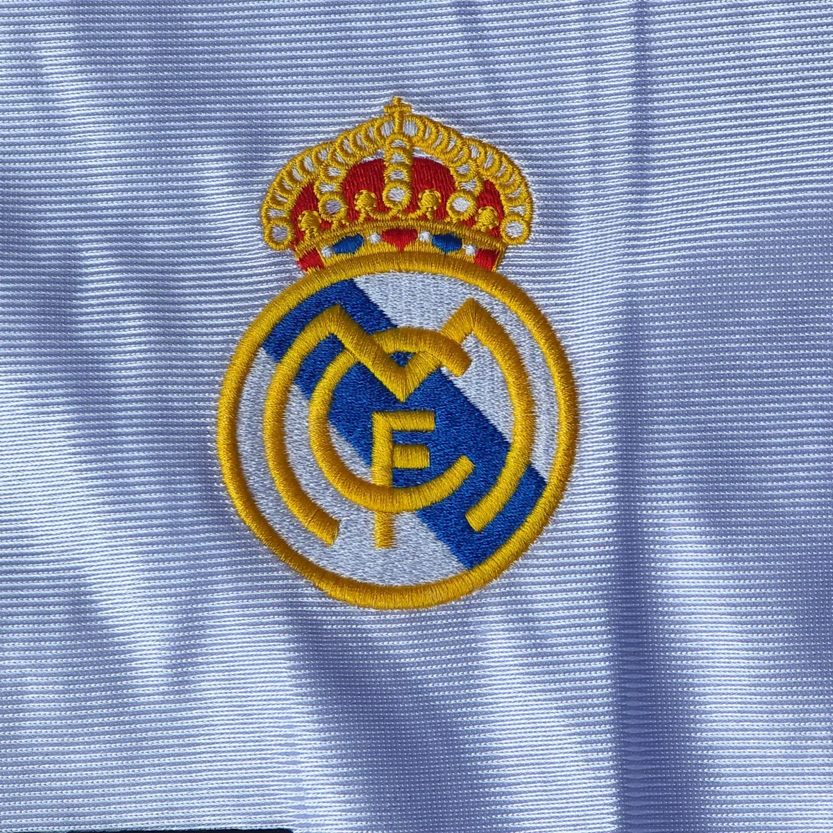 Camiseta local Retro Real Madrid 1999/00 - Leyendas Clásicas - Vista 3