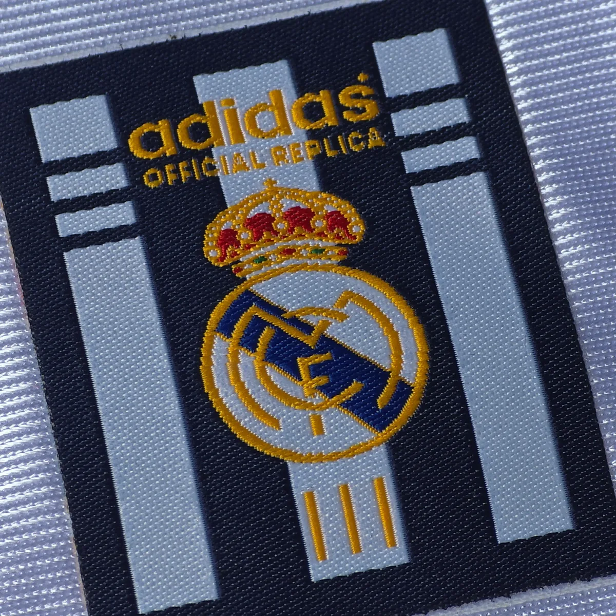 Camiseta local Retro Real Madrid 1999/00 - Leyendas Clásicas - Vista 5